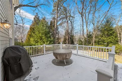61 Bruce Ln, Warwick, RI 02886 photo 40
