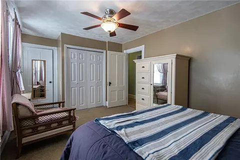 Bedroom - 46 Smith St, Riverside, RI 02915 photo 3 of 6
