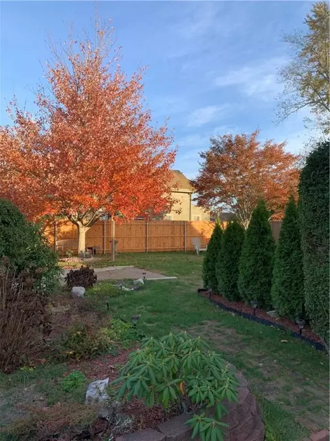 Exterior - 46 Smith St, Riverside, RI 02915 photo 14 of 22