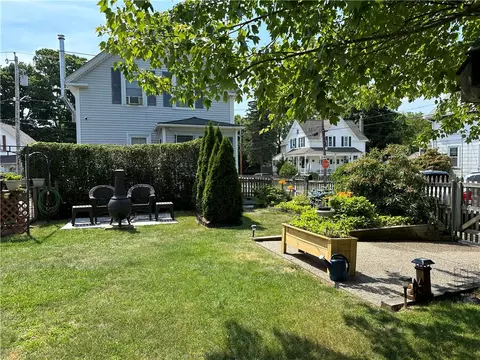 Exterior - 46 Smith St, Riverside, RI 02915 photo 22 of 22