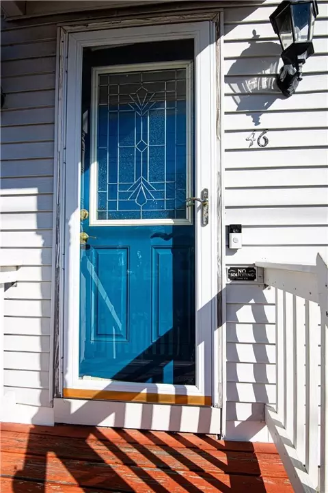 Entry Way - 46 Smith St, Riverside, RI 02915 photo 2 of 2