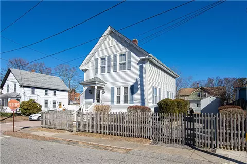 Exterior - 46 Smith St, Riverside, RI 02915 photo 11 of 22