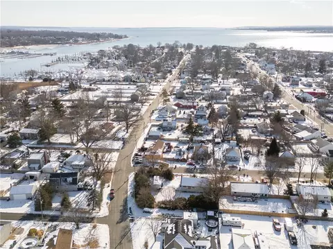 7 Holt St, Warwick, RI 02889 photo 7