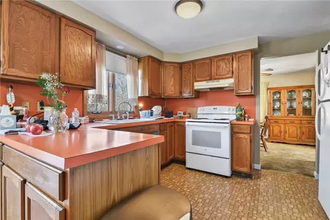 7 Sand St, Coventry, RI 02816 photo 5