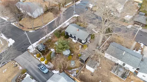 3 Hope Ave, Warwick, RI 02889 photo 38