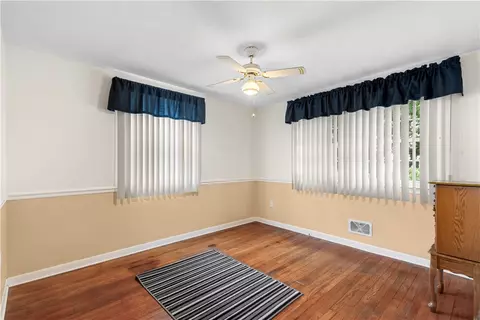 3 Hope Ave, Warwick, RI 02889 photo 12