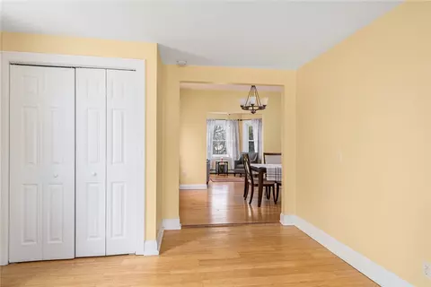 203 Holmes Rd, Warwick, RI 02888 photo 22