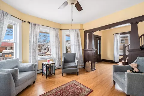 203 Holmes Rd, Warwick, RI 02888 photo 8