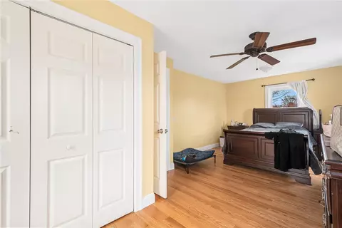 203 Holmes Rd, Warwick, RI 02888 photo 25