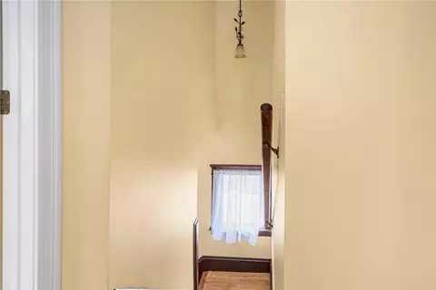 203 Holmes Rd, Warwick, RI 02888 photo 31