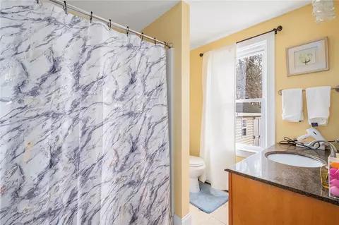 203 Holmes Rd, Warwick, RI 02888 photo 17