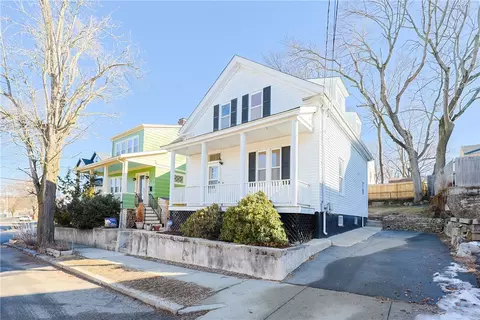 43 Knowles St, Providence, RI 02906