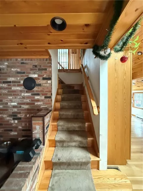 Entry Way - 31 Ada Dr, Glocester, RI 02814 photo 2 of 3