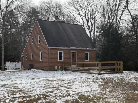 31 Ada Dr, Glocester, RI 02814