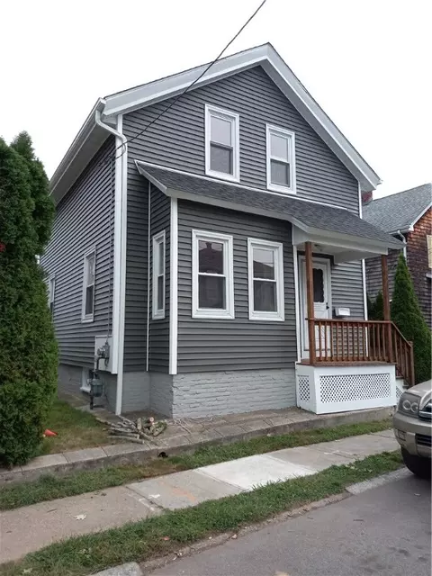 6 Short St, East Providence, RI 02914