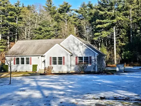 57 Old Hopkinton Cemetery Rd, Hopkinton, RI 02804