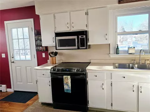 Kitchen - 3 Jovere Dr, Westerly, RI 02891 photo 1 of 5