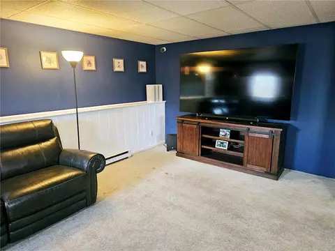 Living - 3 Jovere Dr, Westerly, RI 02891 photo 3 of 3