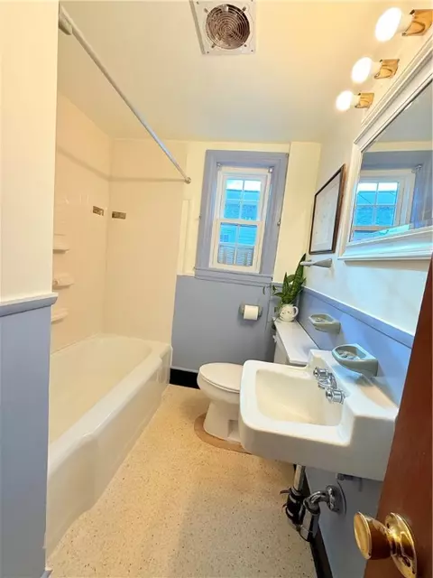 35 Community Rd, Warwick, RI 02889 photo 7