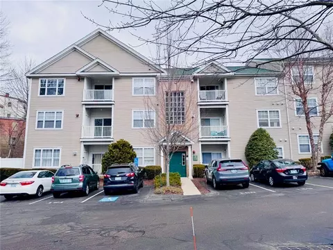 116 Mill St #102, Woonsocket, RI 02895