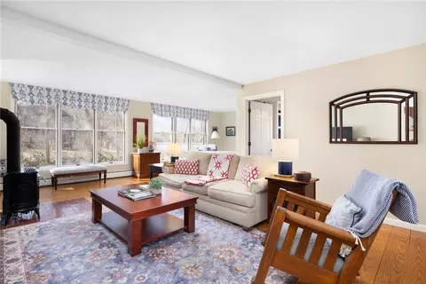 1160 Curtis Corner Rd, South Kingstown, RI 02879 photo 5