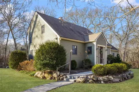 1160 Curtis Corner Rd, South Kingstown, RI 02879 photo 2