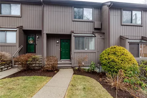 5 Wake Robin Rd #3103, Lincoln, RI 02865