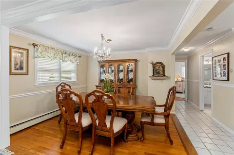 Dining - 33 Hope Ave, Warwick, RI 02889 photo 1 of 2