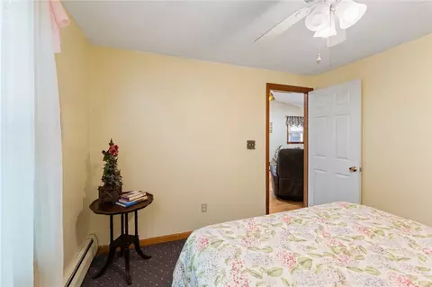 Bedroom - 33 Hope Ave, Warwick, RI 02889 photo 8 of 8