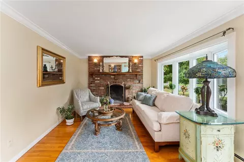 Living - 33 Hope Ave, Warwick, RI 02889 photo 2 of 2