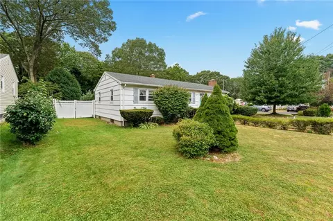 Exterior - 33 Hope Ave, Warwick, RI 02889 photo 15 of 16