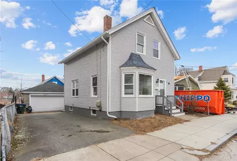 22 Standish Ave, Providence, RI 02908