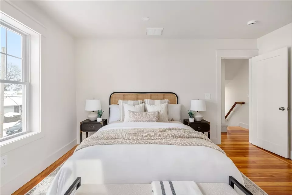 Bedroom - 20 Blodgett Ave, Pawtucket, RI 02860 photo 6 of 8