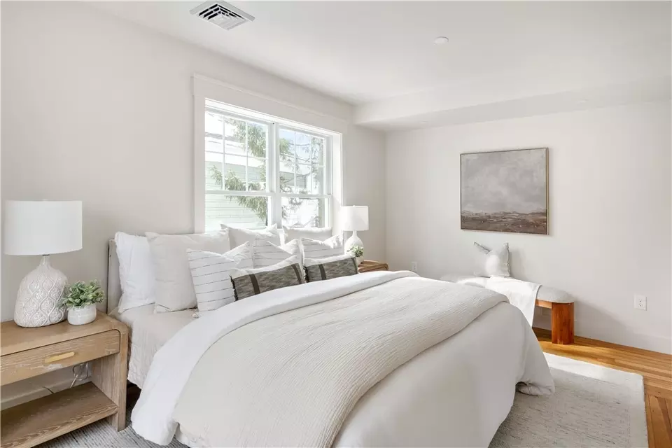 Bedroom - 20 Blodgett Ave, Pawtucket, RI 02860 photo 1 of 8