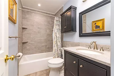 27 Saundra Dr, Westerly, RI 02891 photo 16