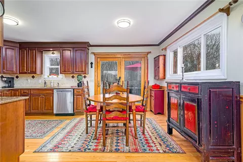 27 Saundra Dr, Westerly, RI 02891 photo 11