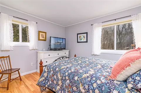 27 Saundra Dr, Westerly, RI 02891 photo 17
