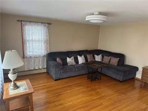 Living - 38 Amsterdam St, Warwick, RI 02889 photo 2 of 5