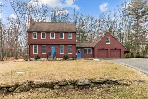 64 Williams Rd, Smithfield, RI 02917