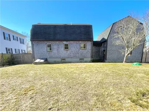 Exterior - 45 E St, Bristol, RI 02809 photo 4 of 5