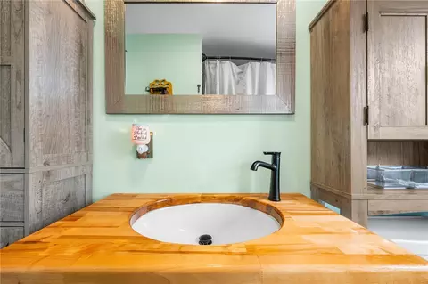 Bath - 35 John St, Westerly, RI 02891 photo 1 of 1