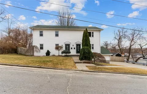 190 Gladstone St, Cranston, RI 02920
