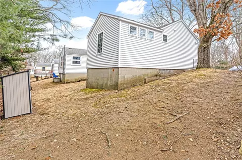 88 Old Post Rd #15, Westerly, RI 02891 photo 17