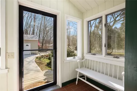 47 Sawmill Rd, Glocester, RI 02814 photo 4
