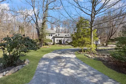47 Sawmill Rd, Glocester, RI 02814 photo 2