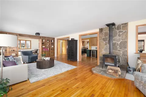 47 Sawmill Rd, Glocester, RI 02814 photo 14