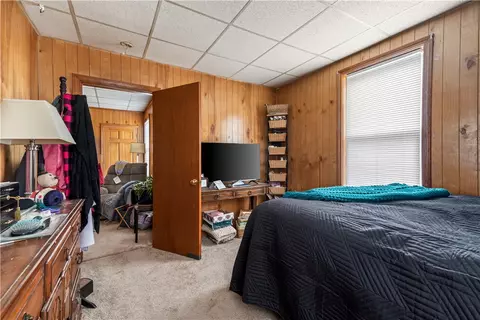 Bedroom - 341 Burnside Ave, Woonsocket, RI 02895 photo 4 of 7