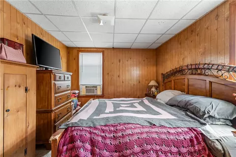 Bedroom - 341 Burnside Ave, Woonsocket, RI 02895 photo 7 of 7