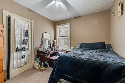 Bedroom - 341 Burnside Ave, Woonsocket, RI 02895 photo 3 of 7