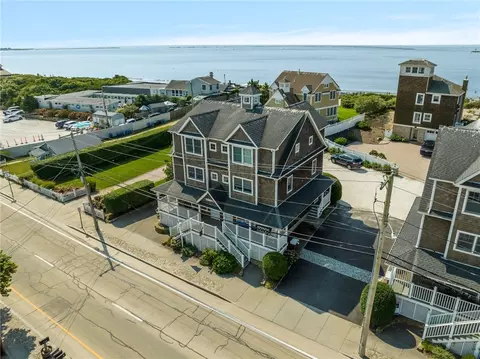 232 Sand Hill Cove Rd #D, Narragansett, RI 02882
